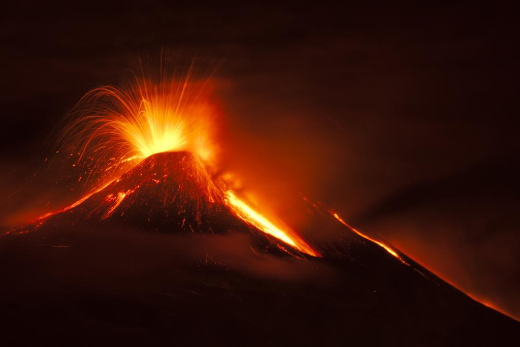 Casa Vacanze Etna ลิงกัวกลอสซา ภายนอก รูปภาพ